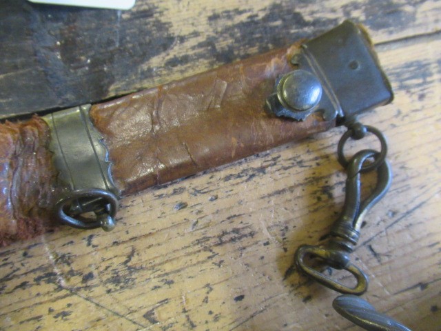 A GEORGE III OFFICER'S SWORD Image