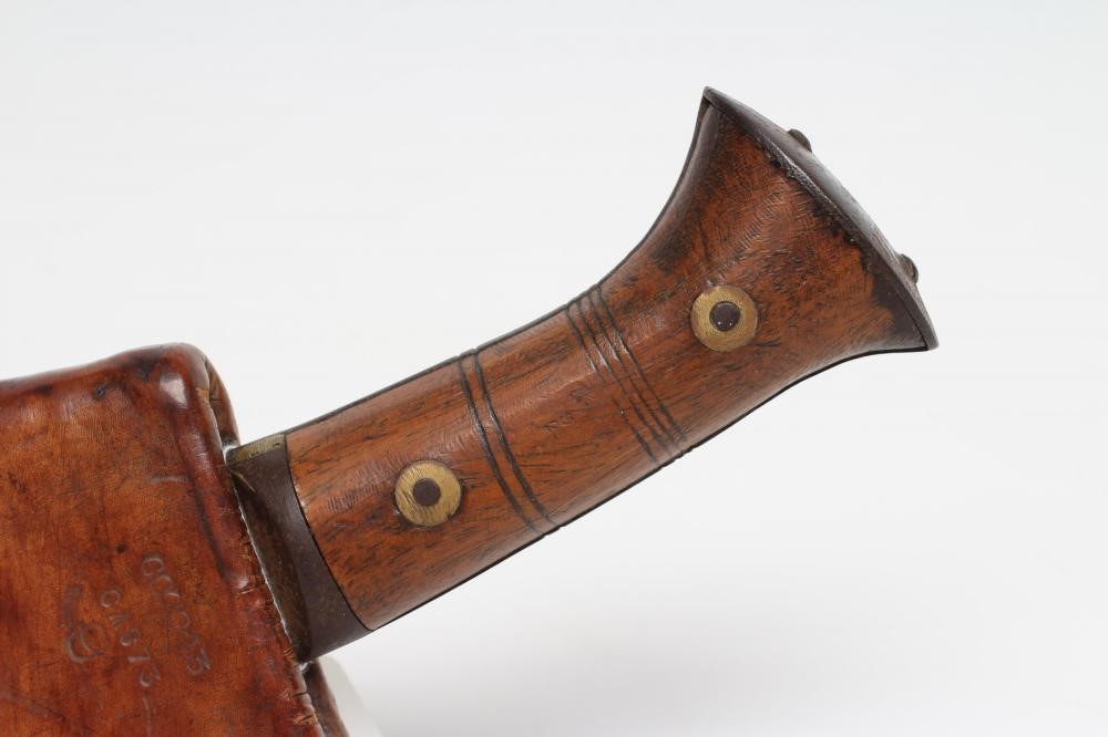 A MILITARY KUKRI Image