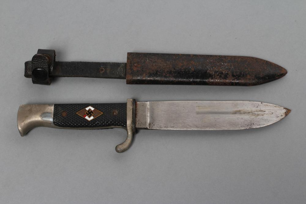 A HITLER YOUTH KNIFE Image