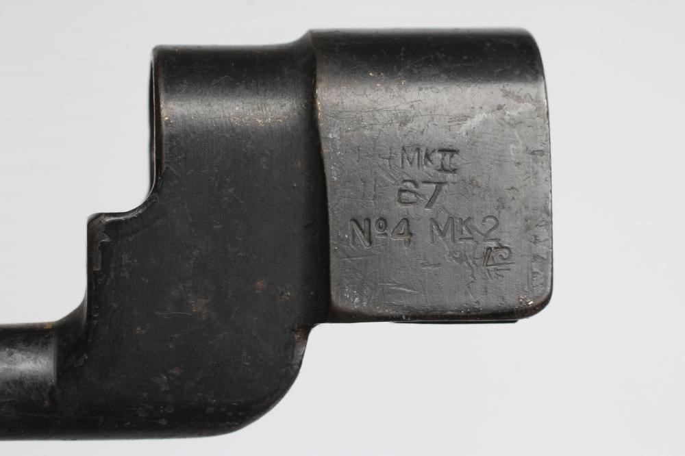 A DEACTIVATED ENFIELD NO.4 MK.1 .303 RIFLE Image