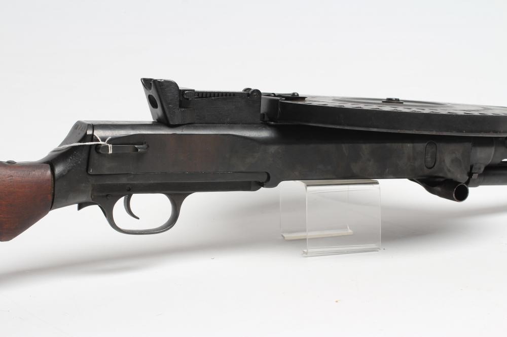 A DEACTIVATED RUSSIAN DP28 7.62MM LIGHT MACHINE GUN Image