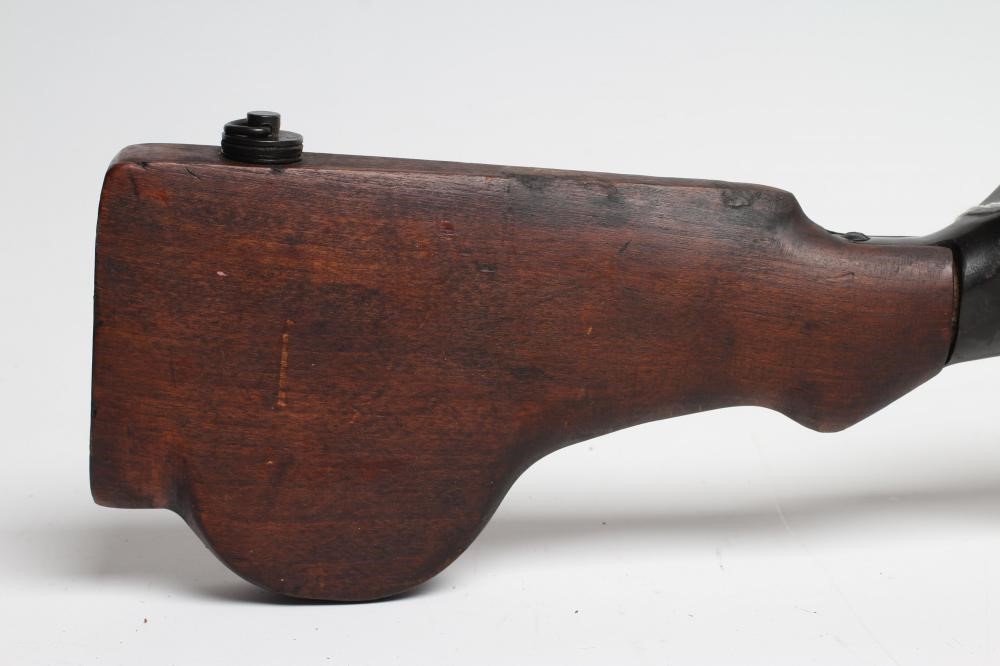 A DEACTIVATED RUSSIAN DP28 7.62MM LIGHT MACHINE GUN Image