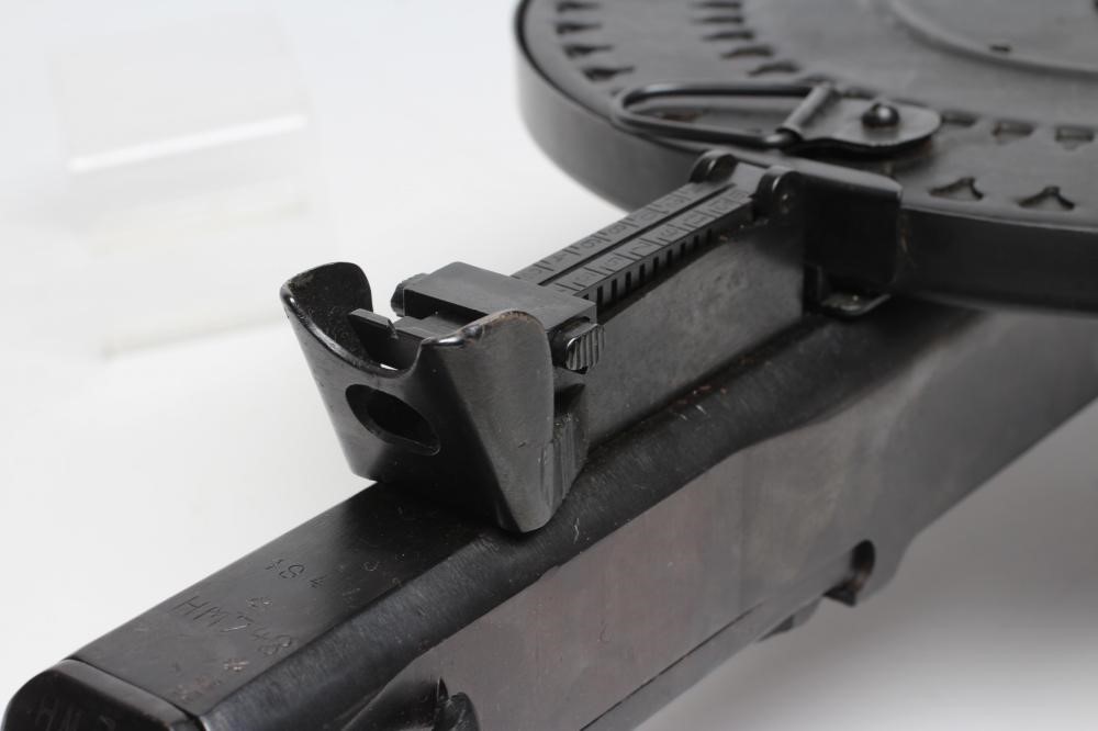A DEACTIVATED RUSSIAN DP28 7.62MM LIGHT MACHINE GUN Image