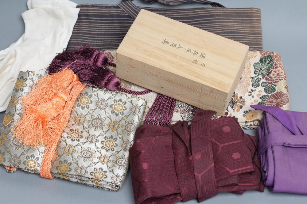 A COLLECTION OF KATANA ACCESSORIES Image