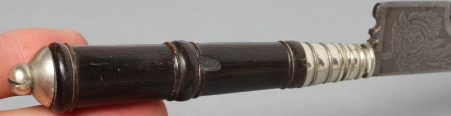 A SOUTH AMERICAN GAUCHO KNIFE Image