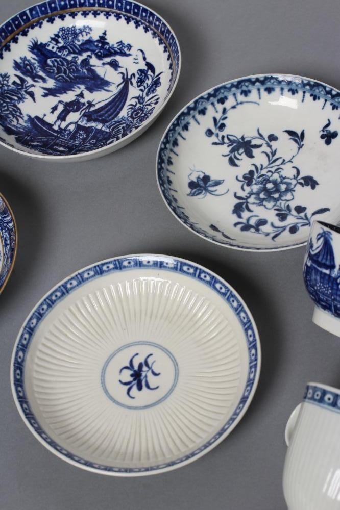 A FIRST PERIOD WORCESTER PORCELAIN FISHERMAN AND CORMORANT TEA BOWL AND SAUCER Image