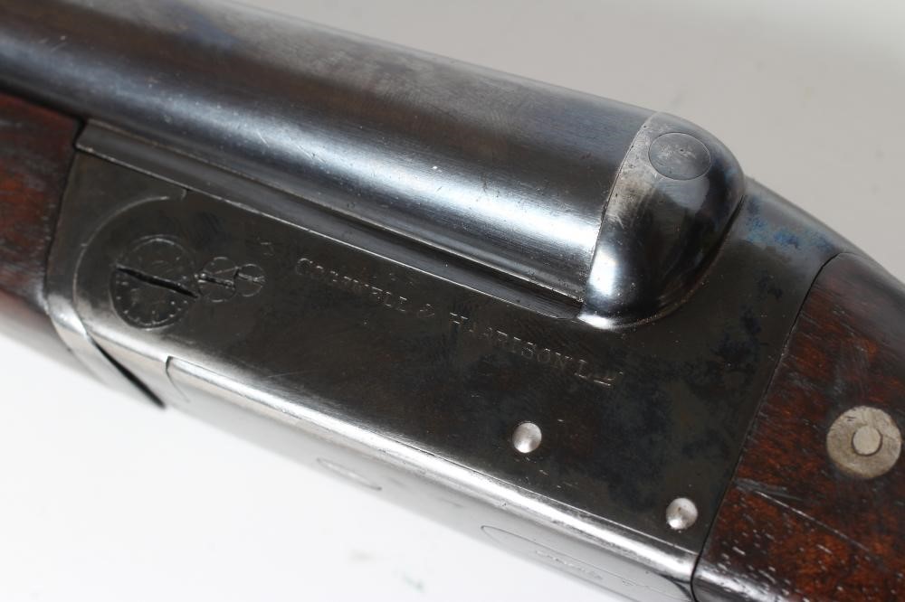 A COGSWELL & HARRISON SIDE BY SIDE 20 BORE SHOTGUN Image