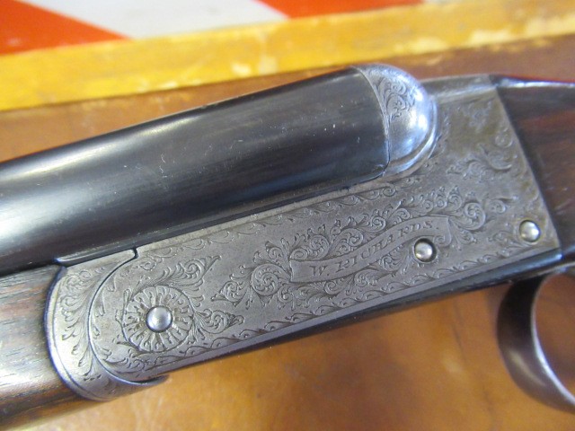 A COGSWELL & HARRISON SIDE BY SIDE 20 BORE SHOTGUN Image