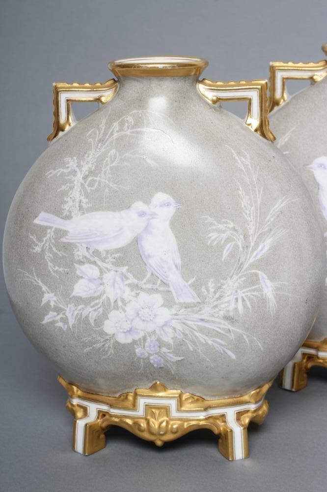 A PAIR OF ROYAL WORCESTER PORCELAIN AESTHETIC MOON FLASKS Image