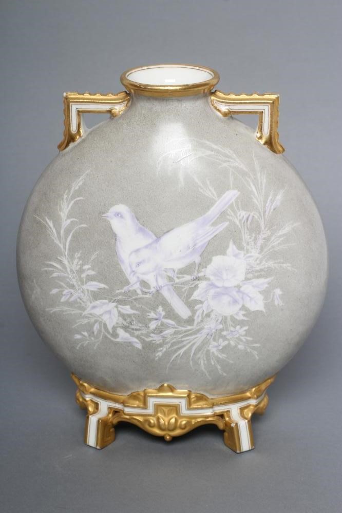 A PAIR OF ROYAL WORCESTER PORCELAIN AESTHETIC MOON FLASKS Image