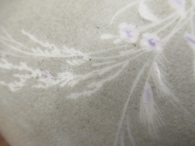 A PAIR OF ROYAL WORCESTER PORCELAIN AESTHETIC MOON FLASKS Image