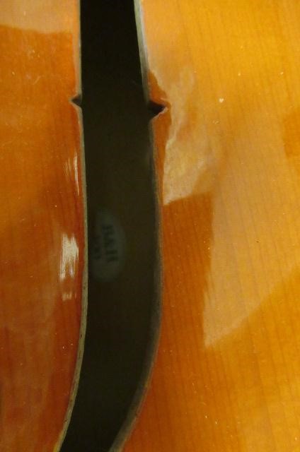 A BOOSEY & HAWKES 400 CELLO Image