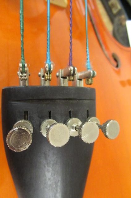 A BOOSEY & HAWKES 400 CELLO Image