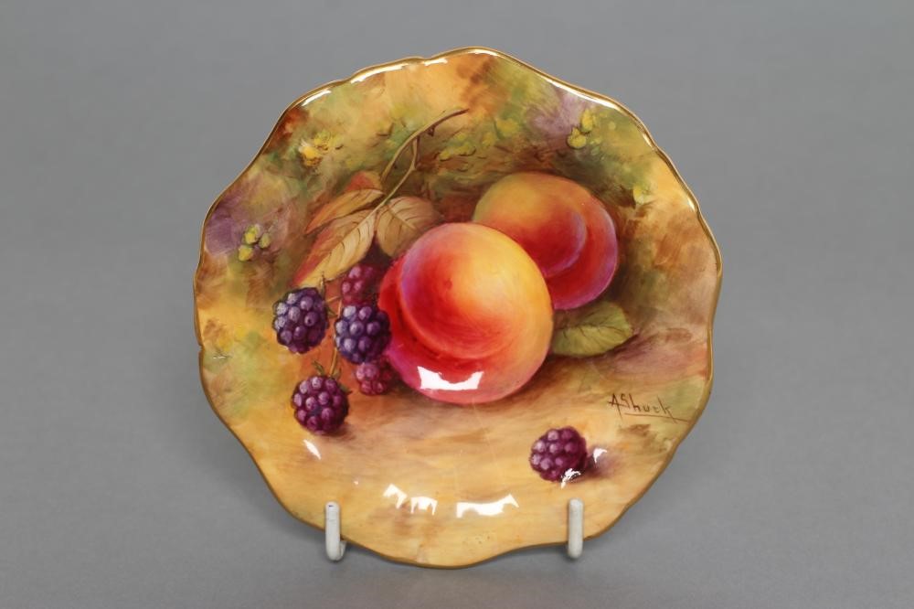 TWO ROYAL WORCESTER CHINA SMALL DISHES Image