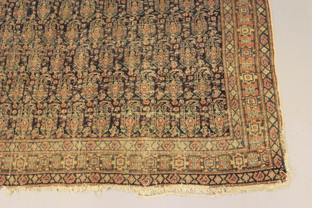 A FERAGHAN(?) RUG Image