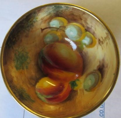 A ROYAL WORCESTER CHINA MINIATURE CABINET SOLITAIRE Image