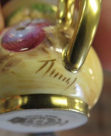 A ROYAL WORCESTER CHINA MINIATURE CABINET SOLITAIRE Image