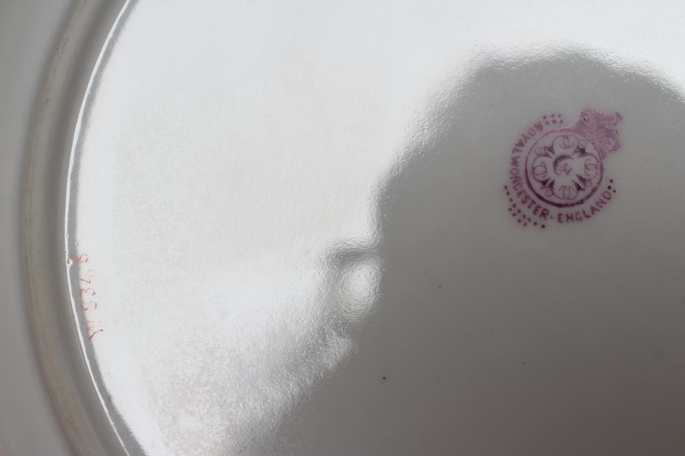 A SET OF THREE ROYAL WORCESTER CHINA CABINET PLATES Image