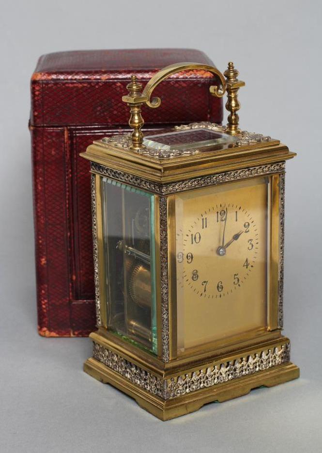 A BRASS CASED CARRIAGE CLOCK Image