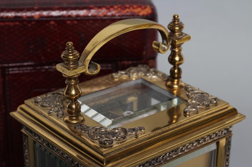 A BRASS CASED CARRIAGE CLOCK Image