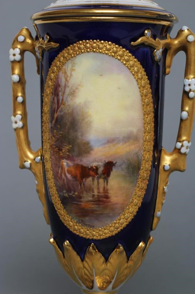 A ROYAL WORCESTER CHINA SMALL URN AND COVER Image