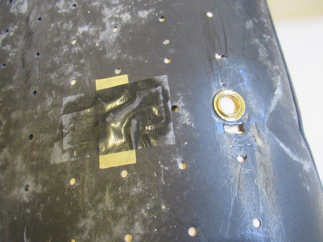 A CHARLES AND RAY EAMES HERMAN MILLER LOUNGE CHAIR AND OTTOMAN Image