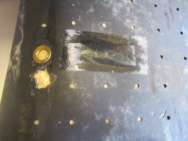 A CHARLES AND RAY EAMES HERMAN MILLER LOUNGE CHAIR AND OTTOMAN Image