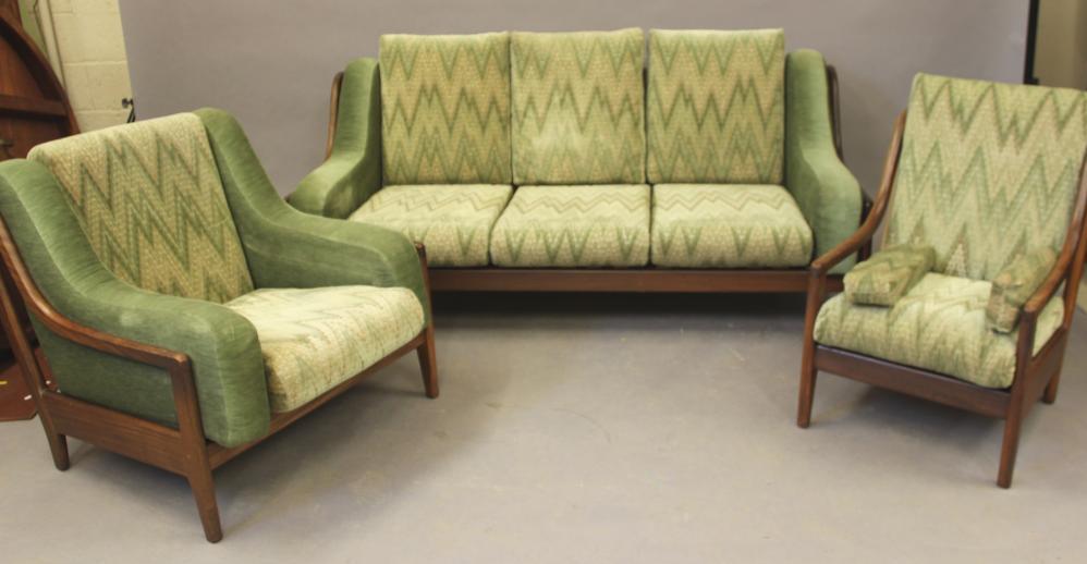 A FORMOSA TEAK LOUNGE SUITE Image