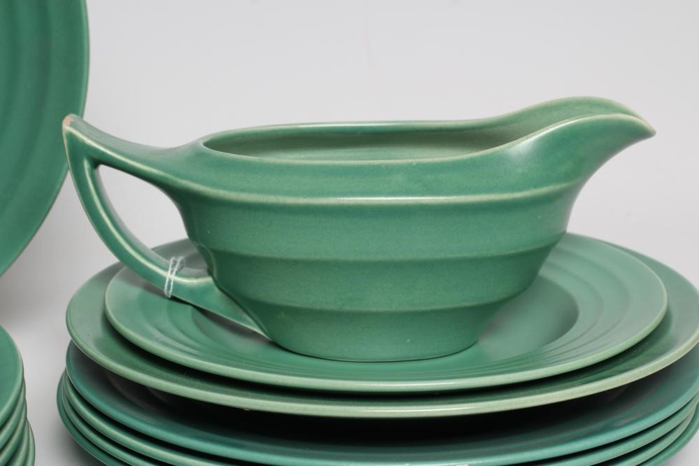 AN ART DECO WEDGWOOD GREEN MATT GLAZED EARTHENWARE PART DINNER SERVICE Image