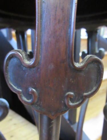 A PAIR OF CHINESE PADOUK WOOD JARDINIERE STANDS Image