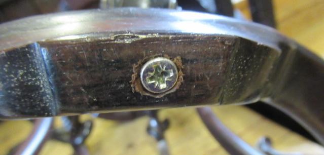 A PAIR OF CHINESE PADOUK WOOD JARDINIERE STANDS Image