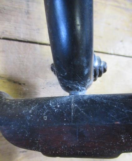 A PAIR OF CHINESE PADOUK WOOD JARDINIERE STANDS Image