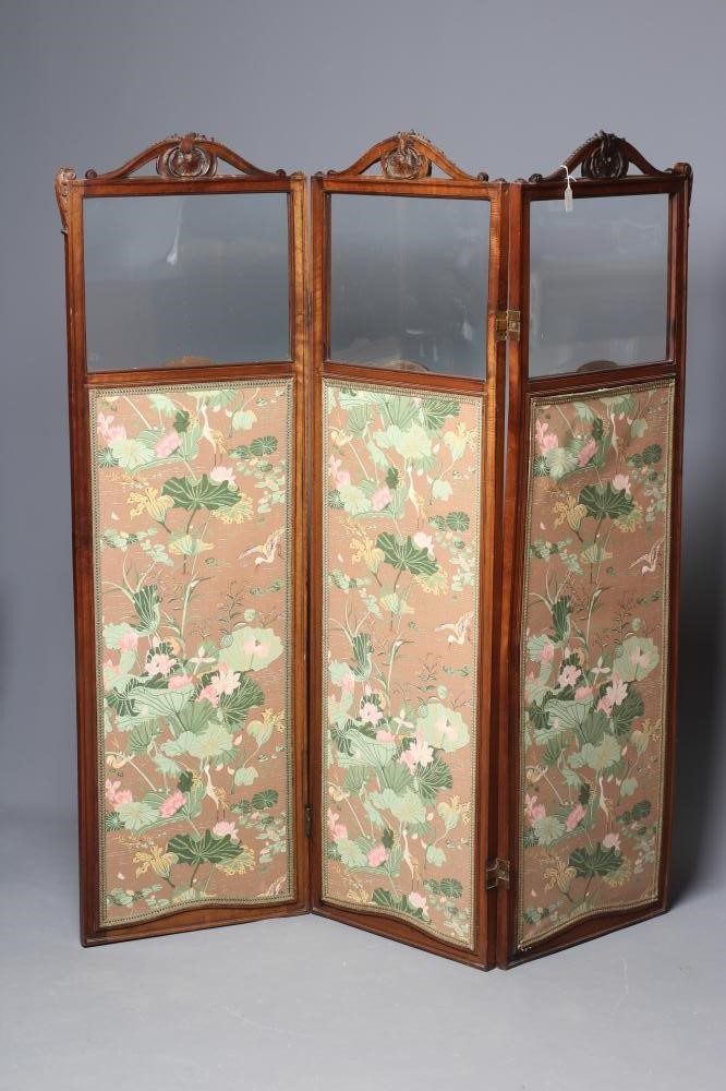 A VICTORIAN WALNUT FOLDING ROOM SCREEN Image