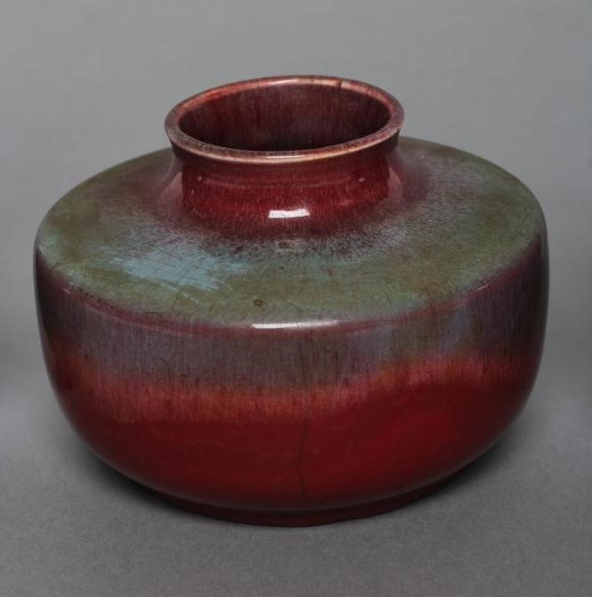 A DEVONMOOR ART POTTERY SMALL VASE Image