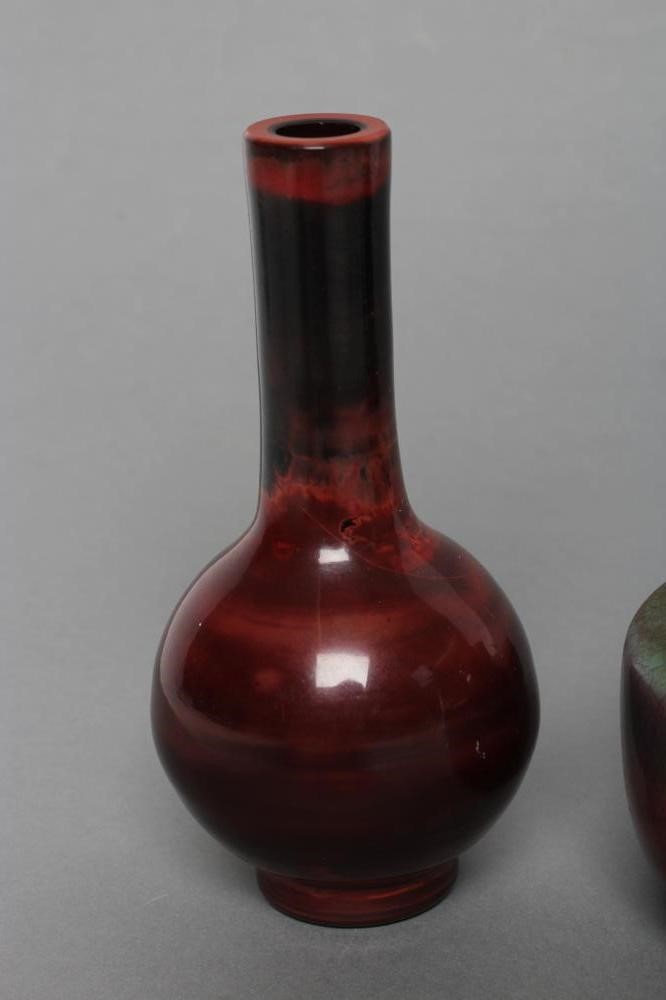 A DEVONMOOR ART POTTERY SMALL VASE Image