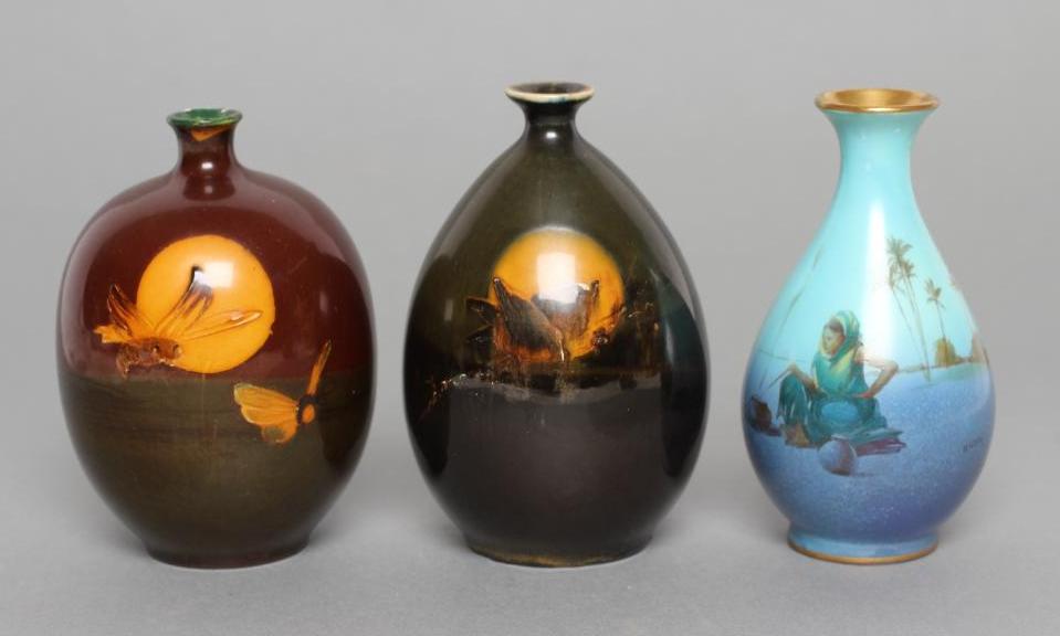 A ROYAL DOULTON CHINA SMALL VASE Image