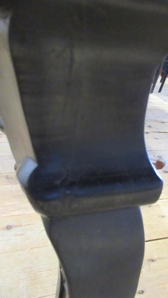 A CHINESE HUANGHUALI WOOD SIDE TABLE Image