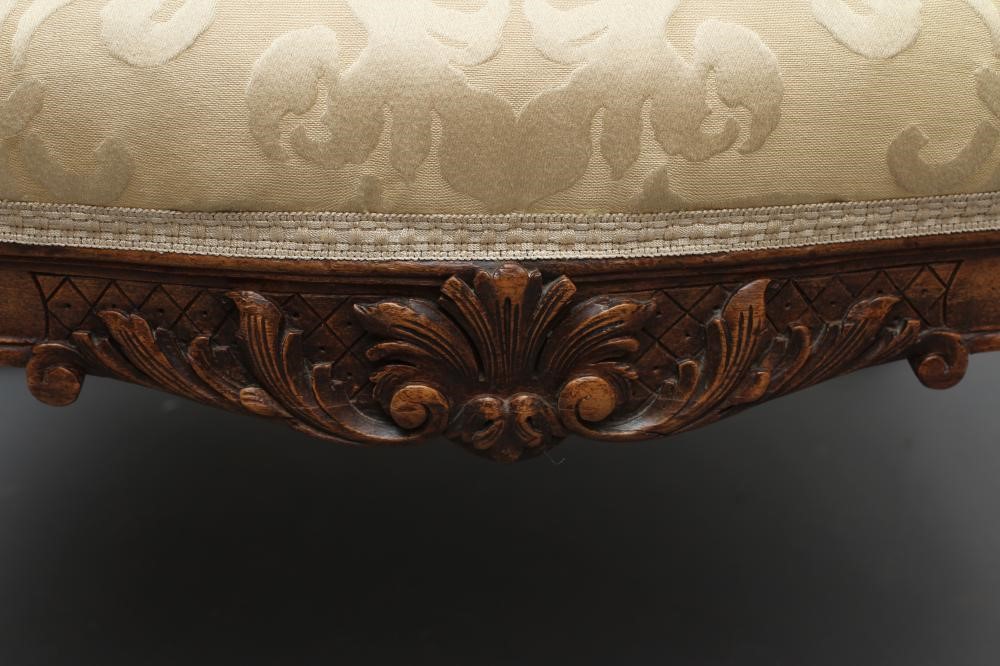 A GEORGIAN DESIGN OAK FRAMED ARMCHAIR Image