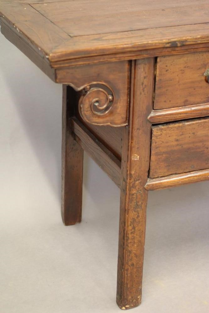 A CHINESE ELM(?) SIDE TABLE Image