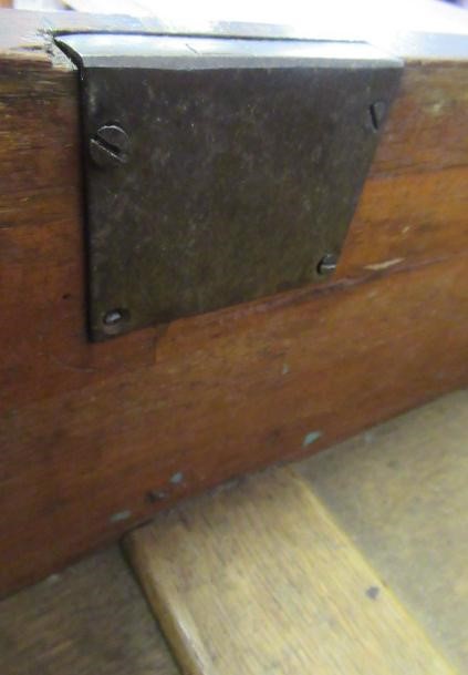 A GEORGIAN MAHOGANY SIDEBOARD Image