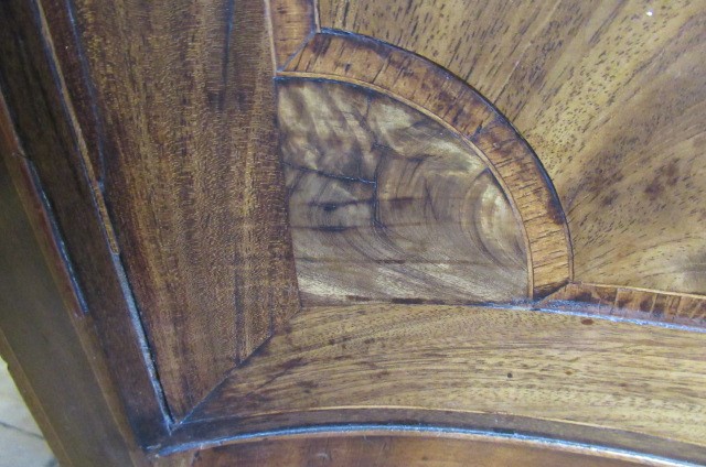 A GEORGIAN MAHOGANY SIDEBOARD Image