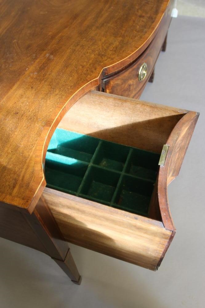 A GEORGIAN MAHOGANY SIDEBOARD Image