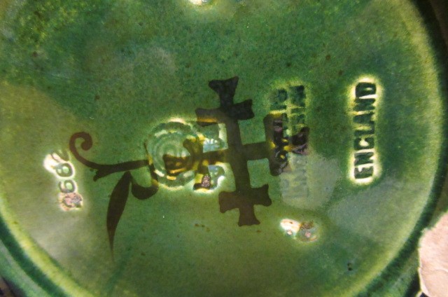 A PILKINGTON'S ROYAL LANCASTRIAN POTTERY VASE BY RICHARD JOYCE Image