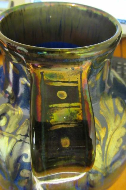A PILKINGTON'S ROYAL LANCASTRIAN POTTERY VASE BY RICHARD JOYCE Image