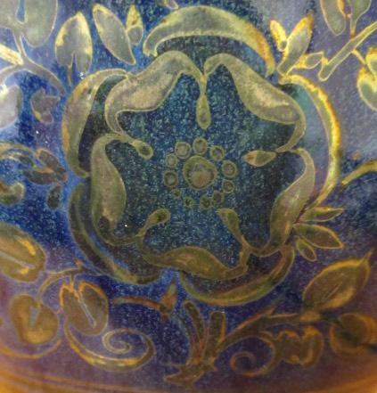 A PILKINGTON'S ROYAL LANCASTRIAN POTTERY VASE BY RICHARD JOYCE Image