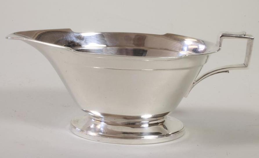 AN ART DECO SILVER SAUCE BOAT Image