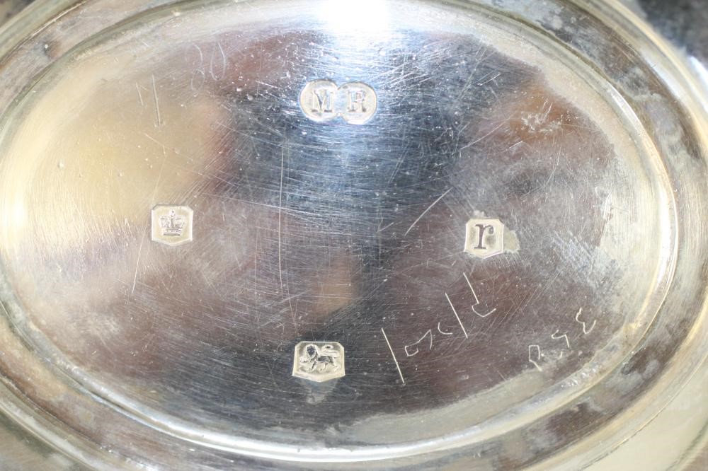 AN ART DECO SILVER SAUCE BOAT Image