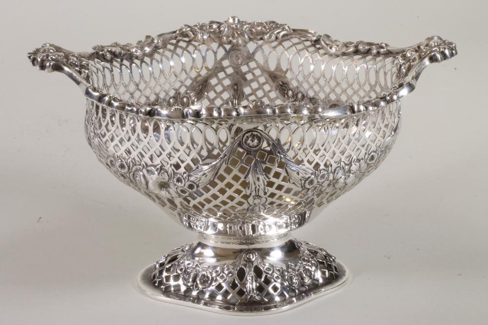 A LATE VICTORIAN SILVER SWEETMEAT BASKET Image
