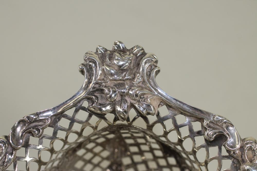 A LATE VICTORIAN SILVER SWEETMEAT BASKET Image