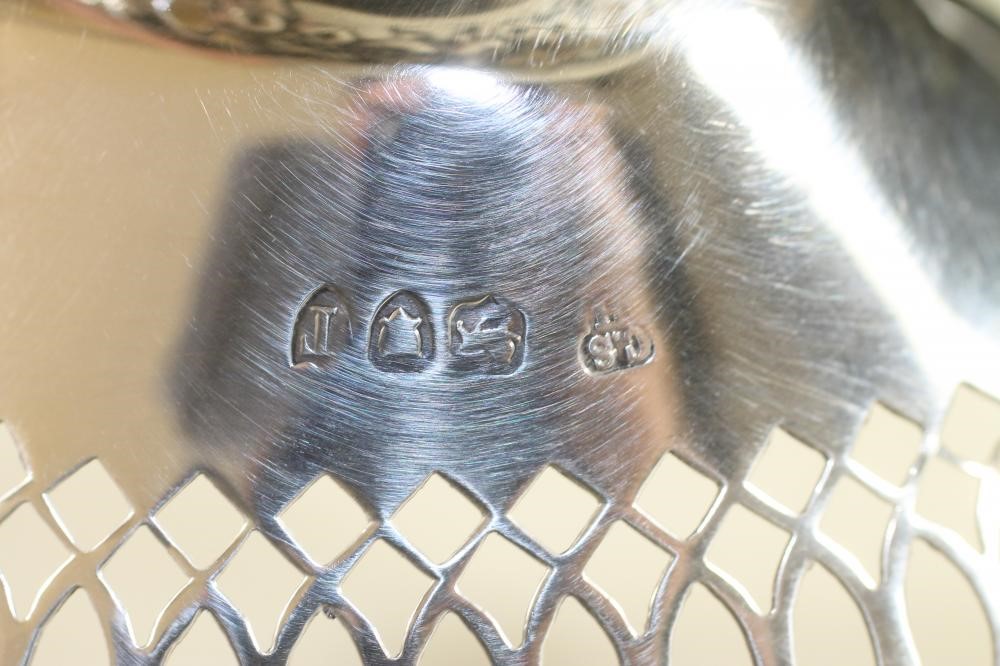 A LATE VICTORIAN SILVER SWEETMEAT BASKET Image